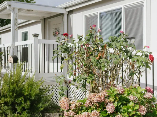 1502 Agape Way, Grants Pass, OR 97527