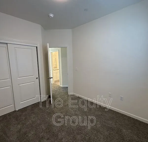733 S Pinkham #101 — Photo 21