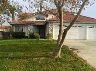 8554 Rosemary Dr, Riverside, CA 92508