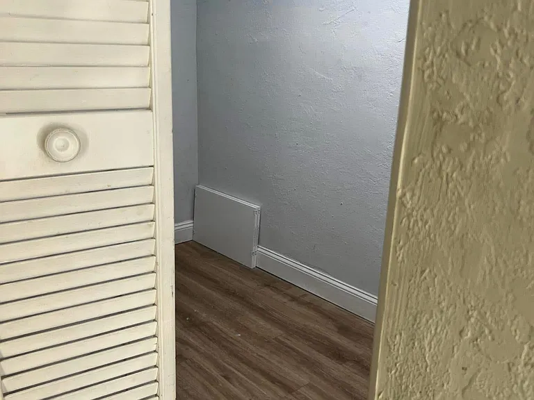 7131 Grandview Blvd — Photo 6
