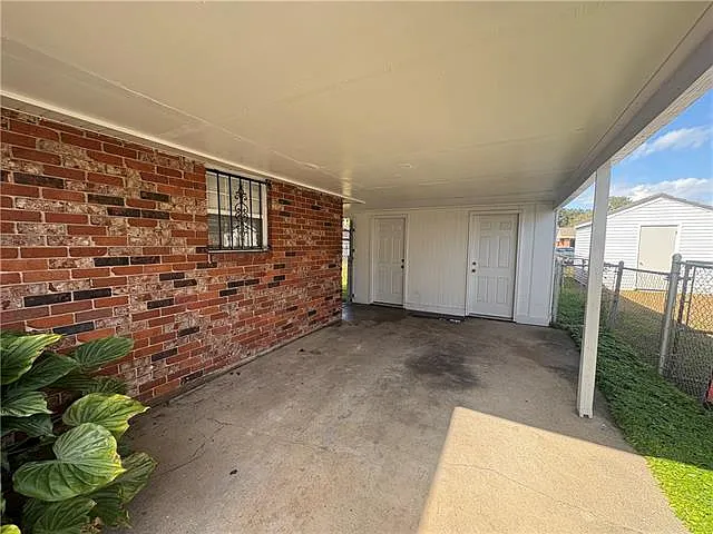 6027 Wales St — Photo 4