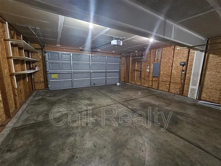 1021 N Malvern Rd — Photo 22