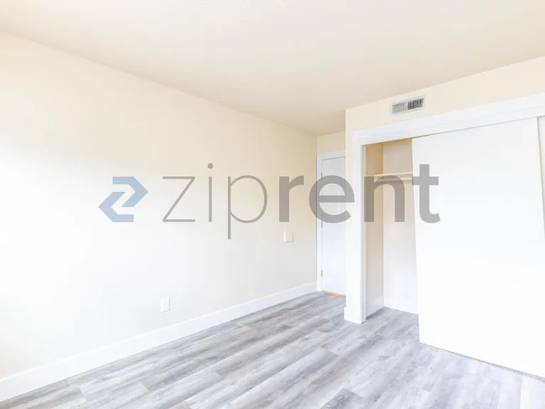 4561 Ashcroft Ave #49 — Photo 15