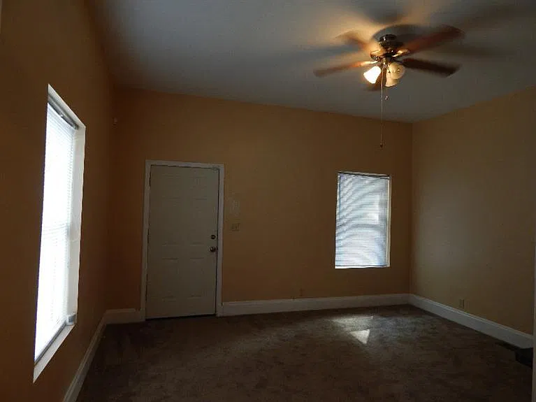 3 bed, 1665 sqft, $1,995 — Photo 2