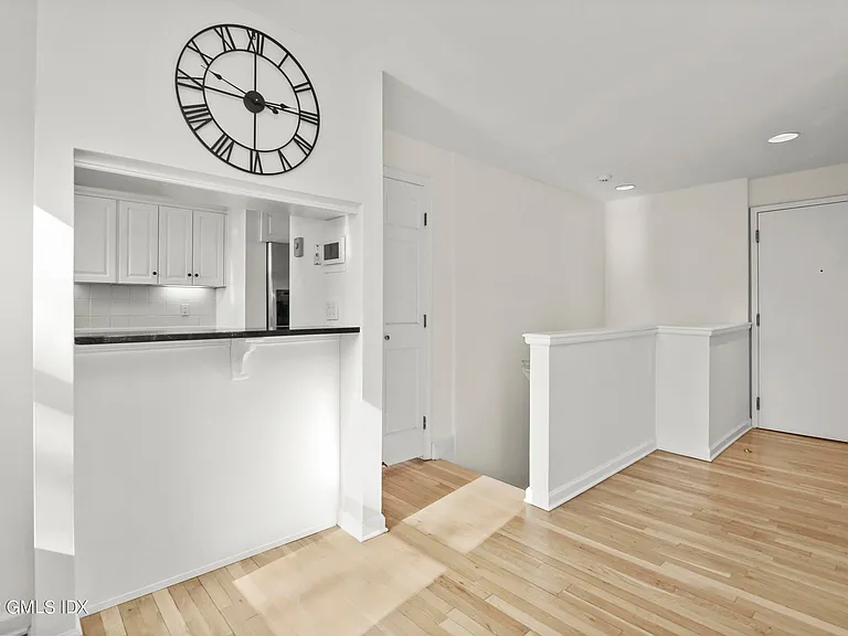 15 Lafayette Ct #1B — Photo 11