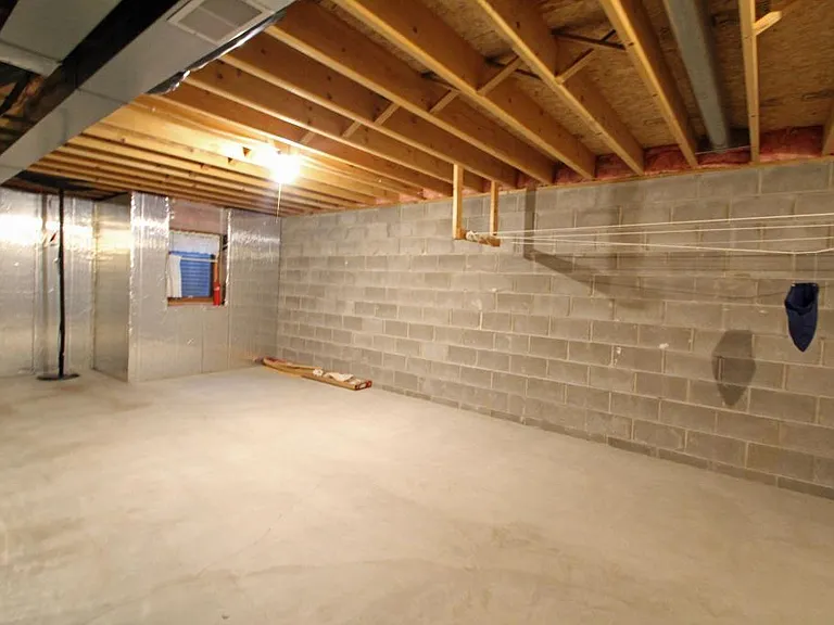 207 Primrose Ct — Photo 6