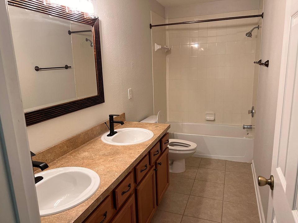 1st image of 1006 S Black Cherry Dr