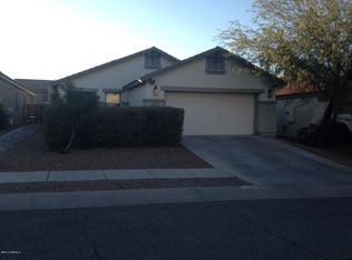 102 S Laurelton Way, Tucson, AZ 85748