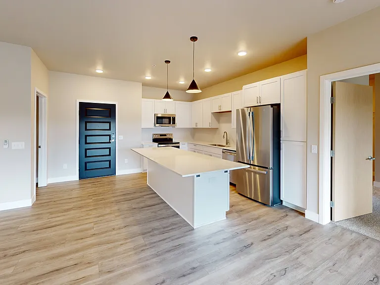 Archway Apartments | 2 Bedroom XL | 2 Bath