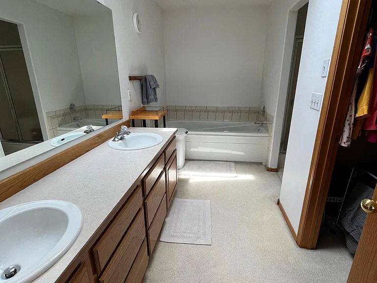 4812 Desert Plateau Dr — Photo 18