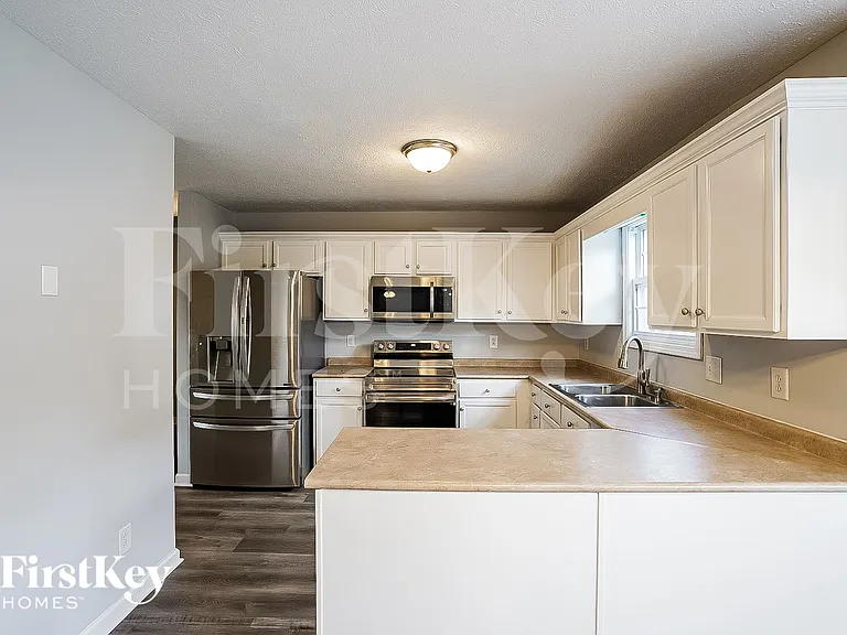 3371 Heatherwood Trce — Photo 7