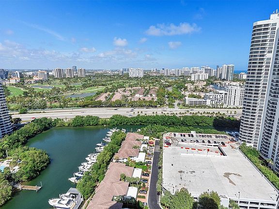 5th image of 3530 Mystic Pointe Dr APT 2907