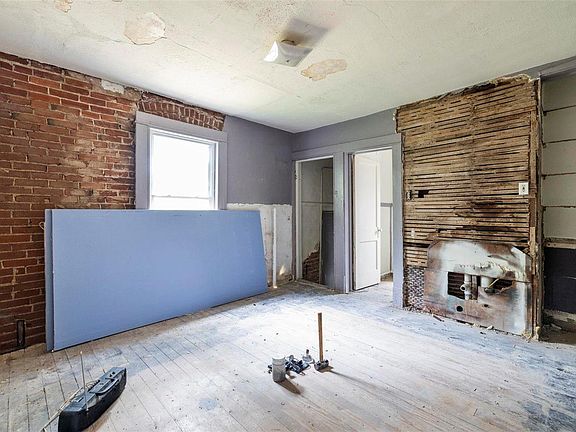 2nd image of 6303 Ella Ave