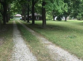 2145 Stelzer Rd, Columbus, OH 43219