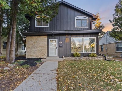 3328 South Honey Creek DRIVE, Milwaukee, WI, 53219