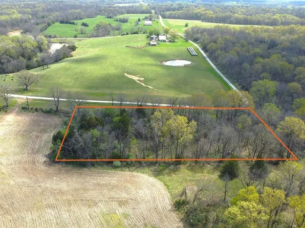 0 NW Hagar St, Bevier, MO 63532