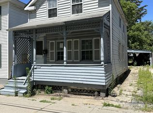 65 Ash St, Saratoga Springs, NY 12866