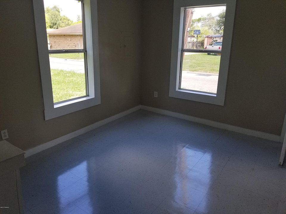 2nd image of 631 Breaux Aly