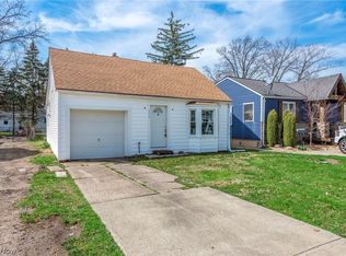 208 Sunset Rd, Avon Lake, OH