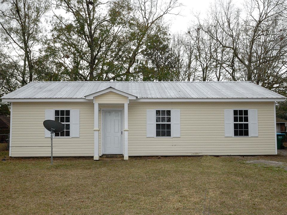 1st image of 3325 Mangrove Dr