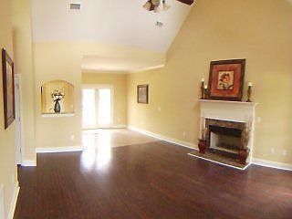 2nd image of 1118 Sawyer Dr