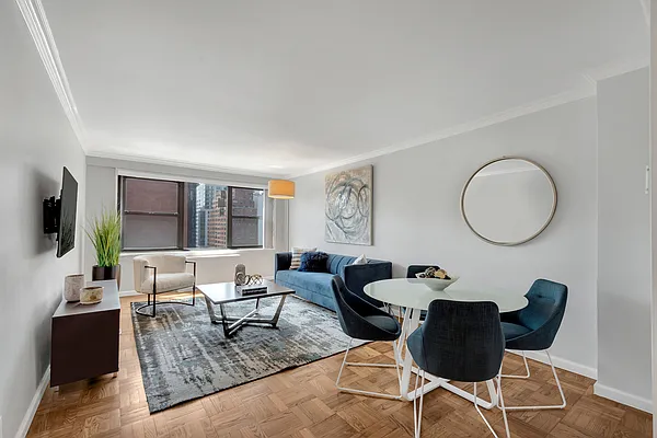 Sold by Compass | media 1