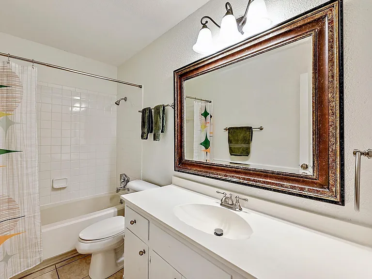 3707 Tarragona Ln — Photo 27