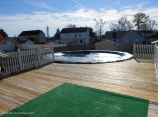 109 Lake Medford Ln, Little Egg Harbor, NJ