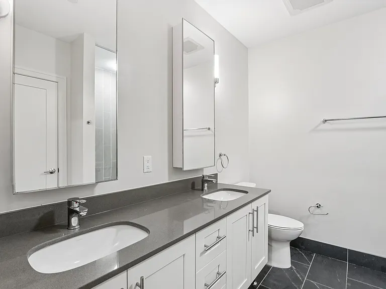Park77 Apartments — Photo 54