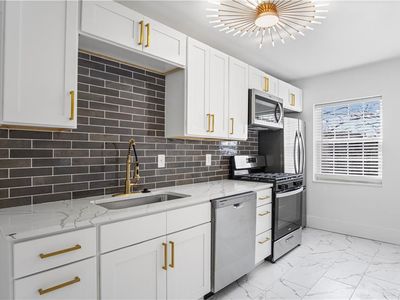 1207 W 45th St APT 3W, Kansas City, MO, 64111