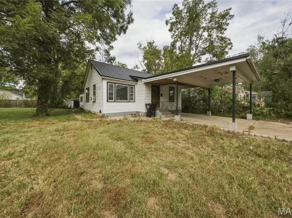 317 E Eldon St, Saint James, MO 65559