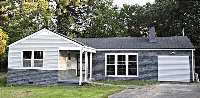 1st image of 915 McKellar Dr