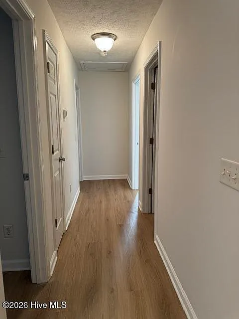 3 bed, 2.0 bath, $1,600 — Photo 4
