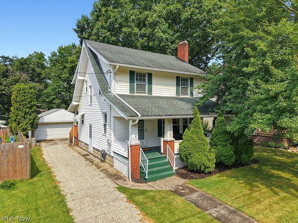 1st image of 2526 6th St