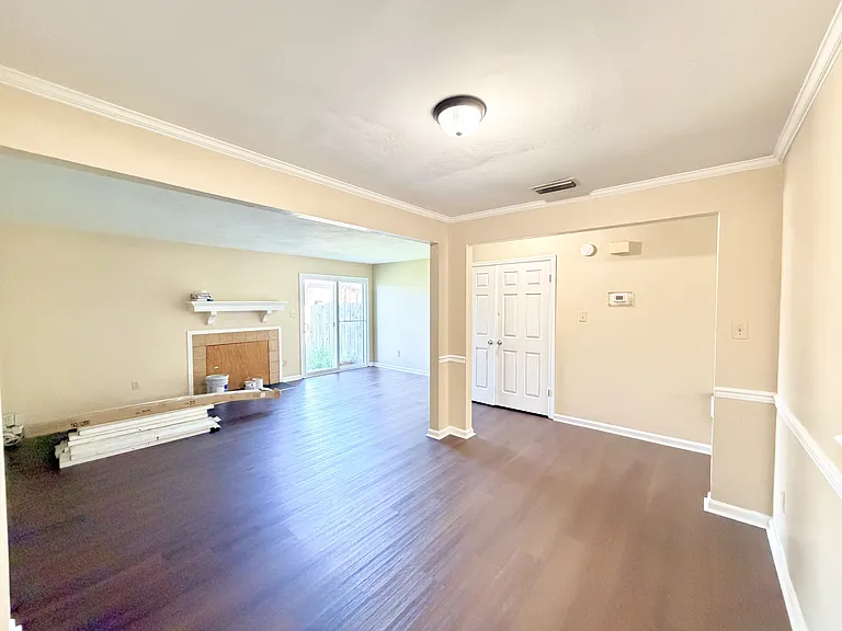3937 Seeman Rd #1 — Photo 7