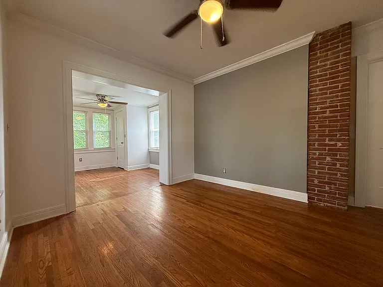 1158 E Loren St — Photo 14