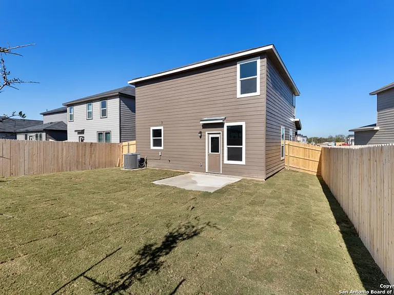 822 Bifurcate Bnd — Photo 7