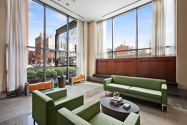 Rented by Corcoran | media 21