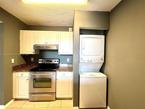4th image of 1450 SE 3rd Ave APT 411