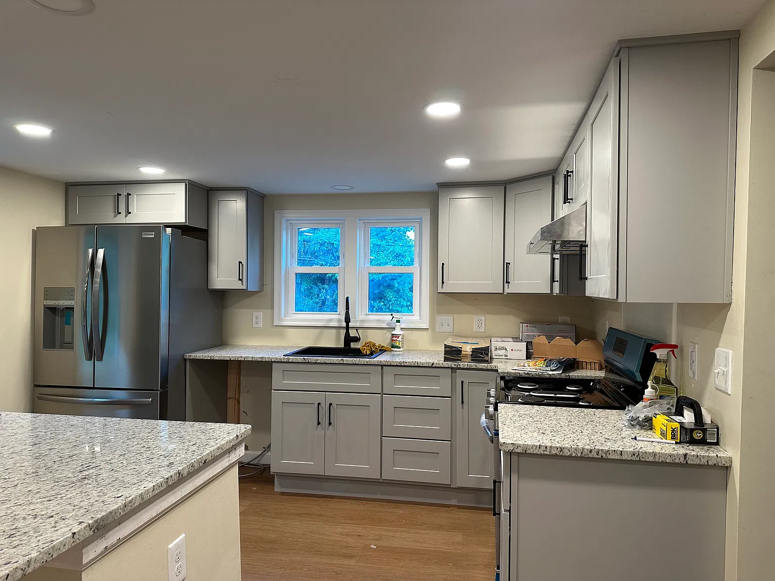 4 bed, 1960 sqft, $1,199 — Photo 1