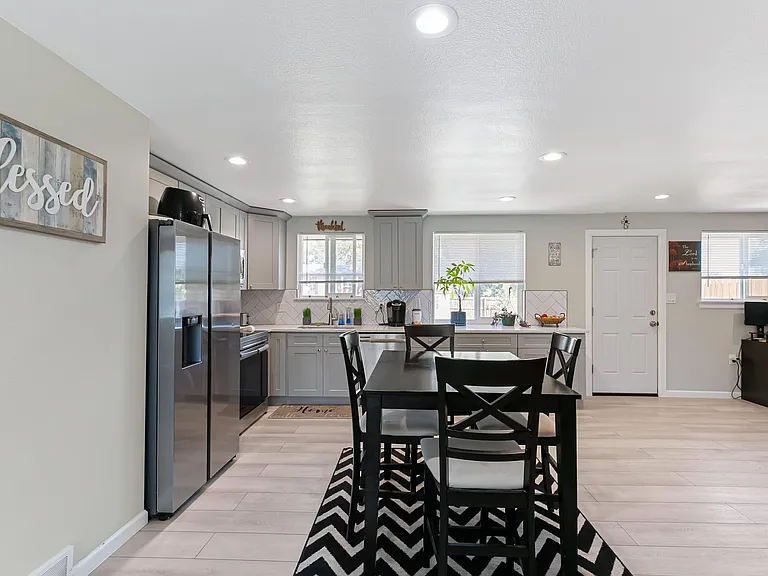 6577 W Cedar Ave — Photo 17