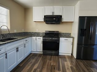 10405 Anzac Ave, Los Angeles, CA 90002