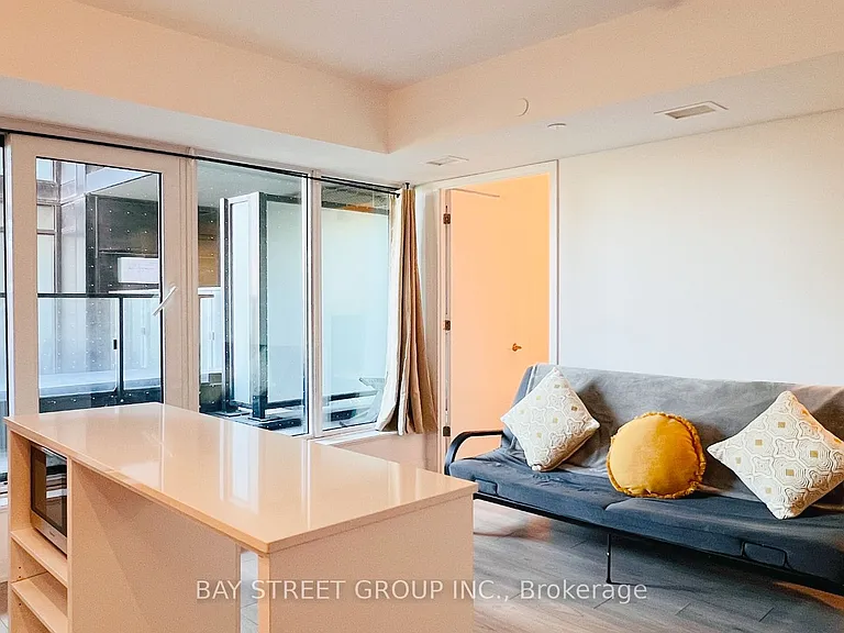 8 Tippett Rd #312 — Photo 6