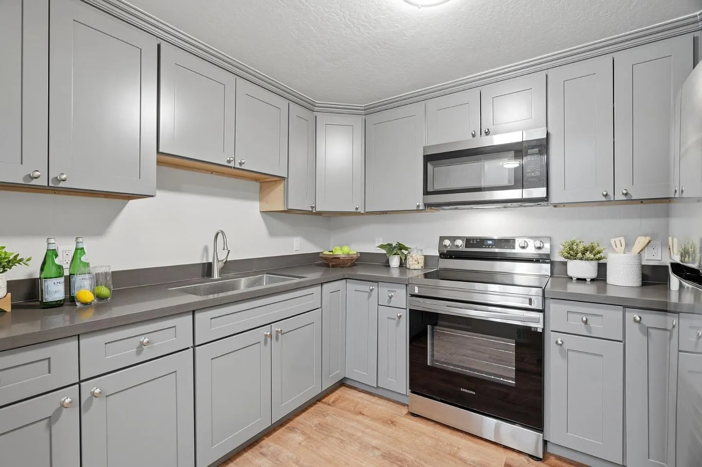 1 bed, 531 sqft, $3,000 — Photo 2