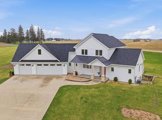 N6329 Tradewinds Circle, Beaver Dam, WI 53916