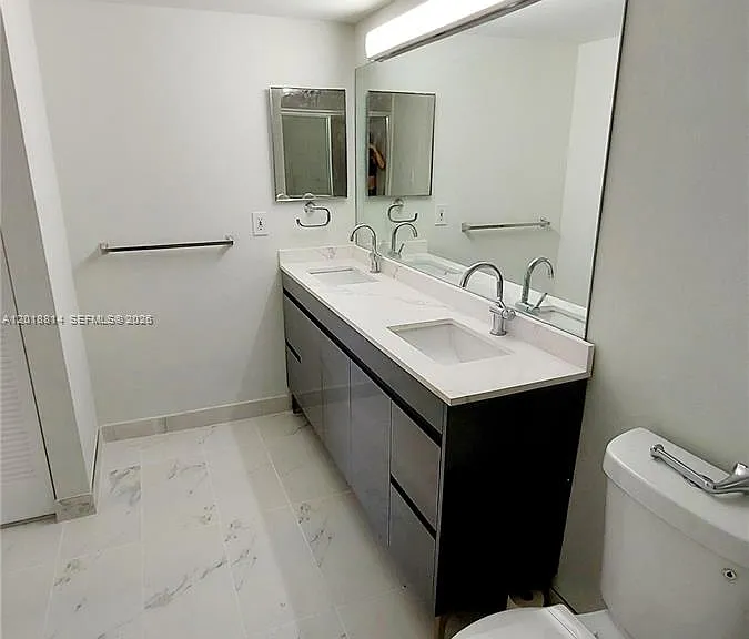 3300 NE 192nd St #808 — Photo 5