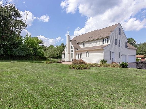 4th image of 530 Church Rd