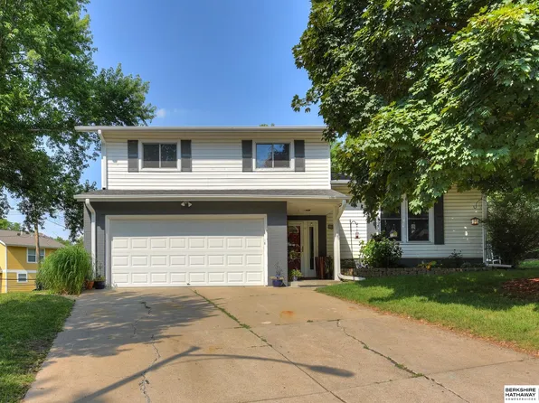 8804 Sprague Cir, Omaha, NE 68134