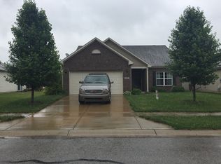 2281 Bridlewood Dr, Franklin, IN 46131