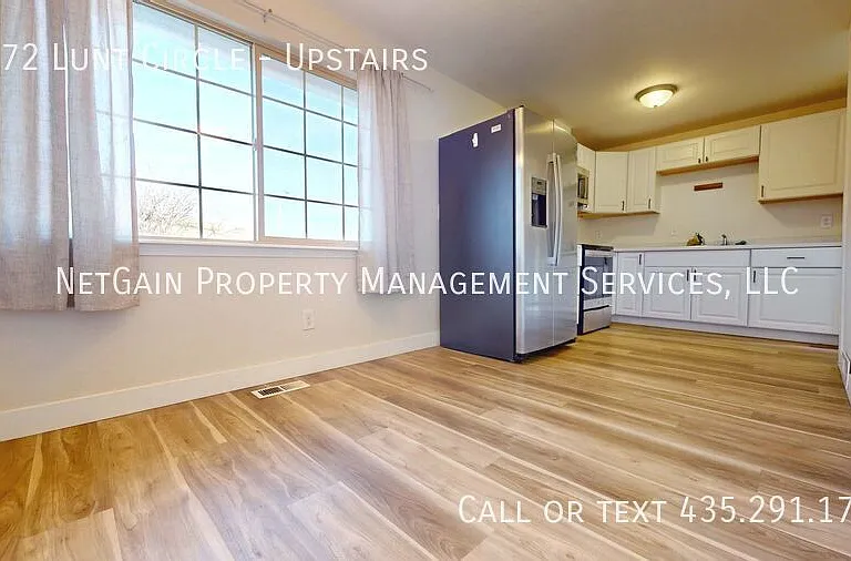 1172 Lunt Cir #UPSTAIRS — Photo 6